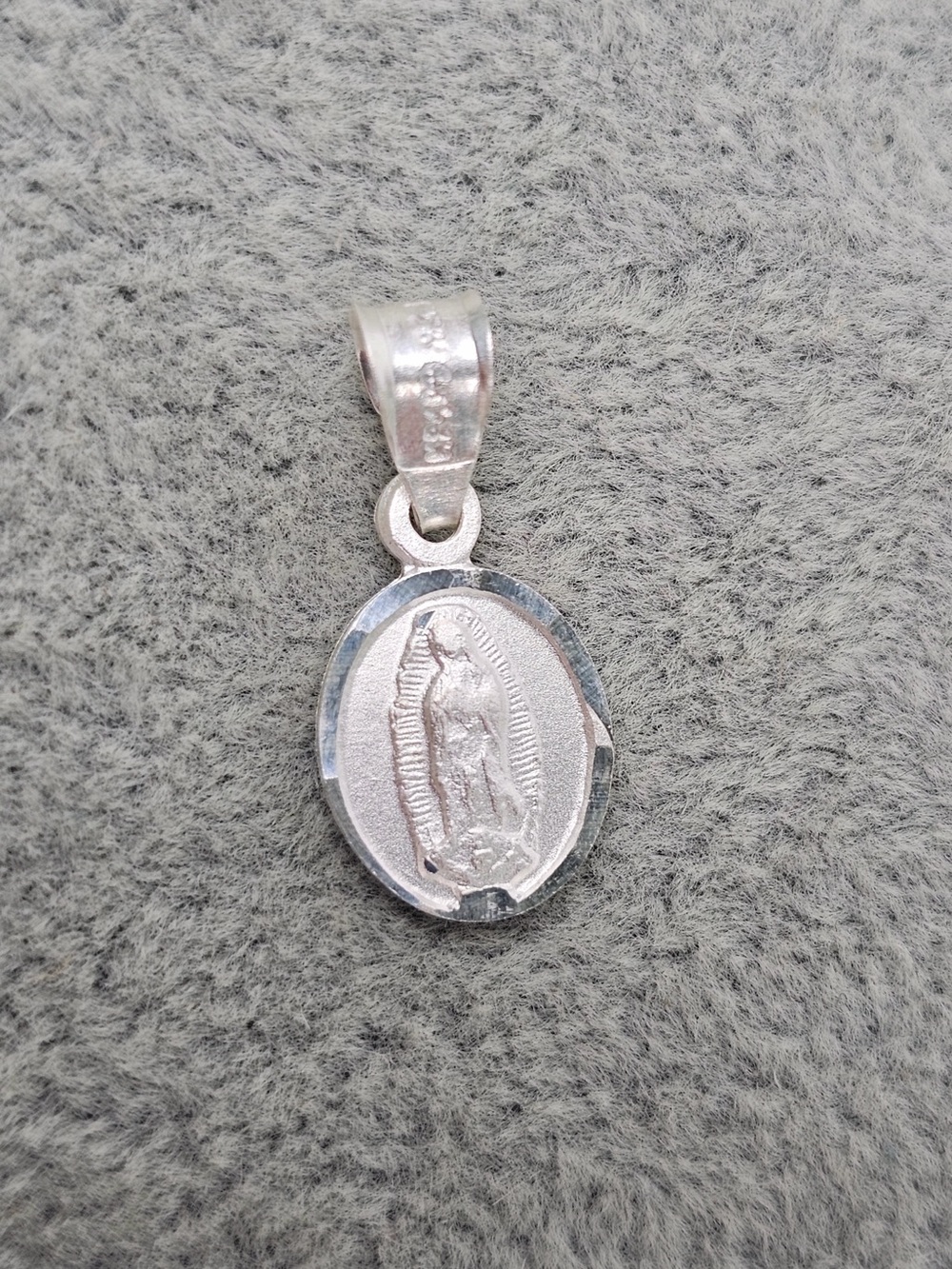 Virgin of Guadalupe Mini Medal Pendant 925 Sterling Silver Charm 14.5mm